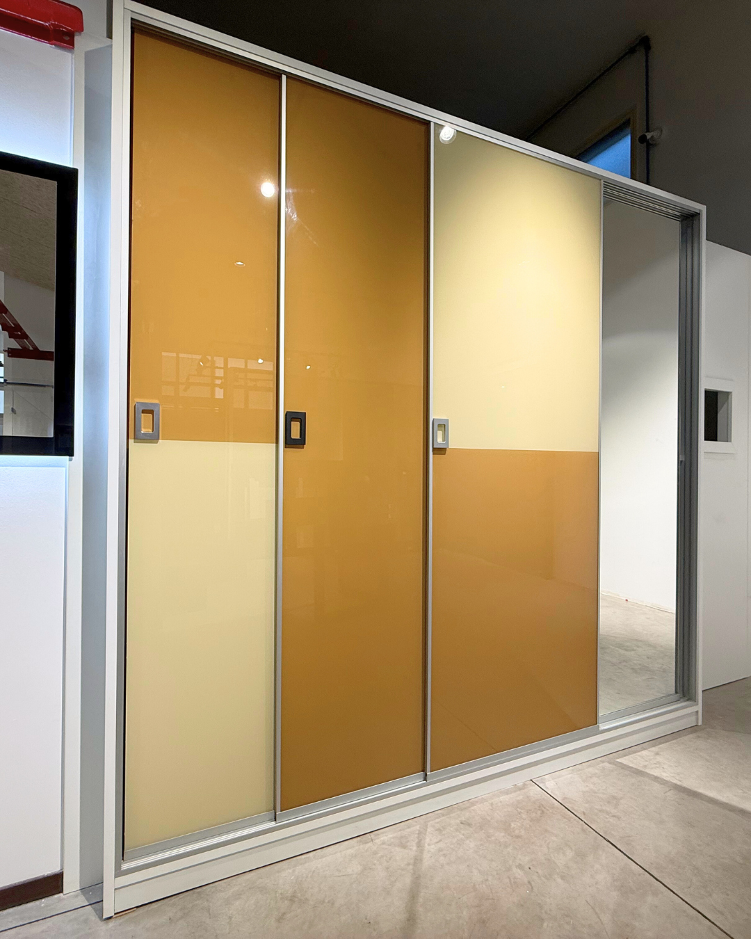 Cabine Armadio e Sistemi in Vetro installati a Palermo - Greco Vetri e Infissi 1