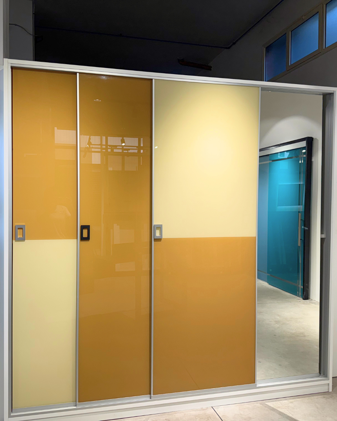 Cabine Armadio e Sistemi in Vetro installati a Palermo - Greco Vetri e Infissi 2
