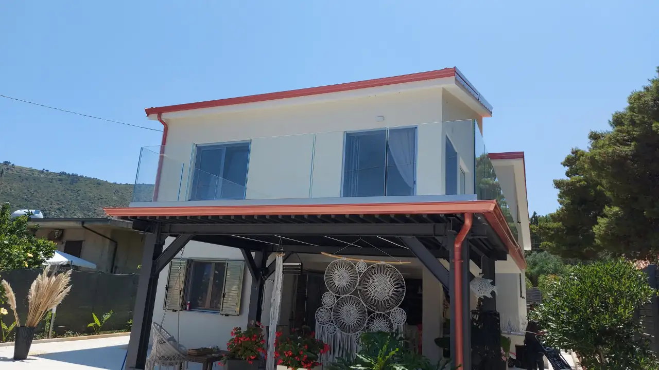 Parapetti, Balaustre e Scale in Vetro realizzati a Palermo - Greco Vetri e Infissi 14